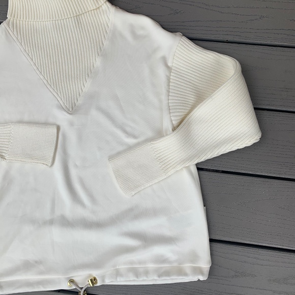 Varley Hannah Cowl Neck Sweatshirt - Picture 4 of 13